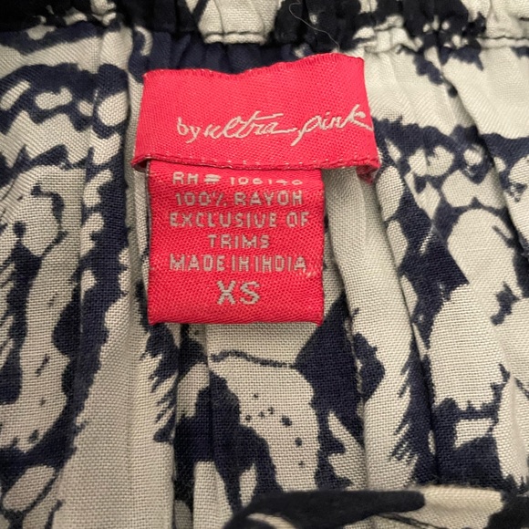 Rompers - Picture 2 of 3